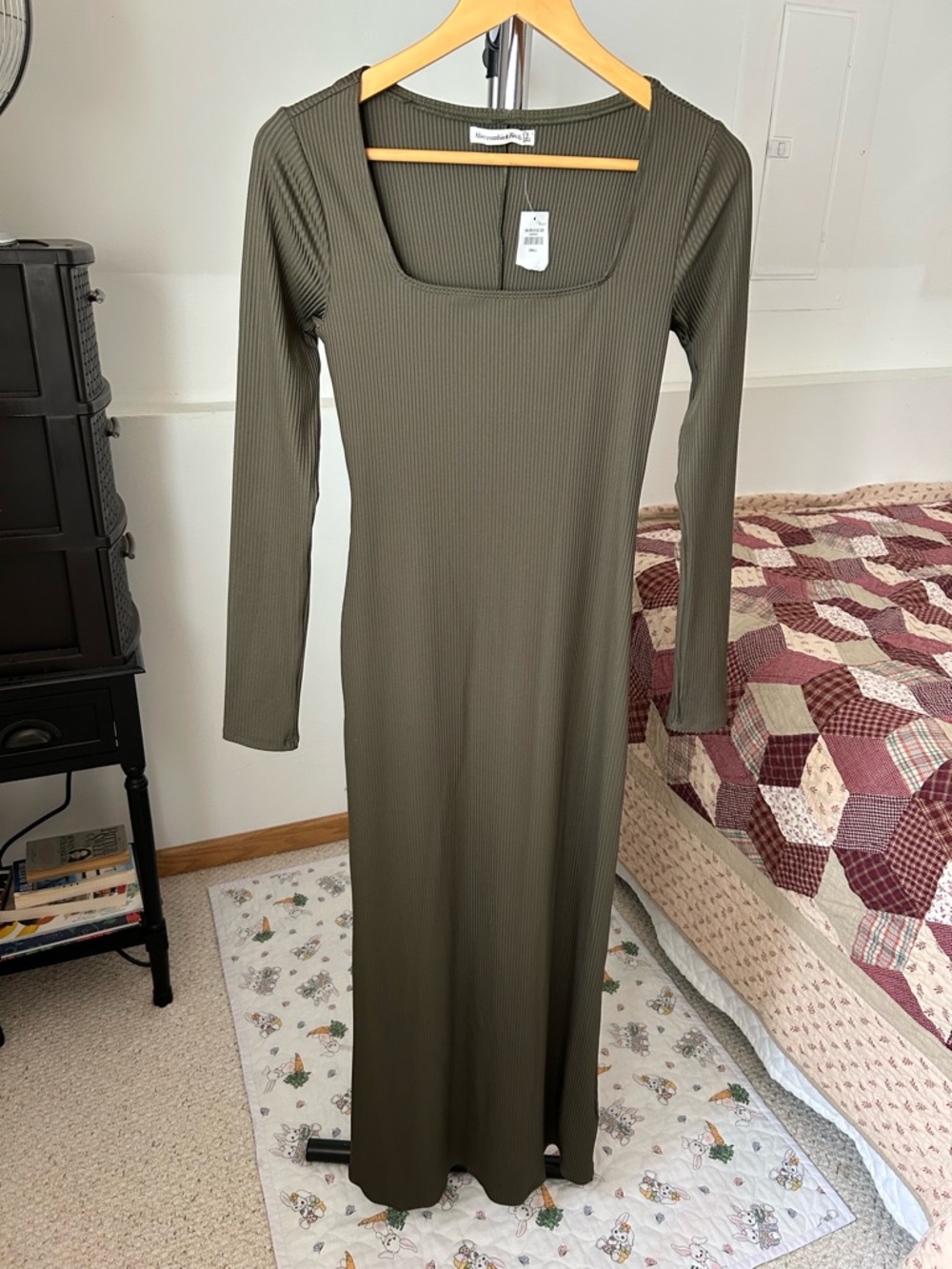 Abercrombie & Fitch Ribbed Long Sleeve Maxi Dress NWT